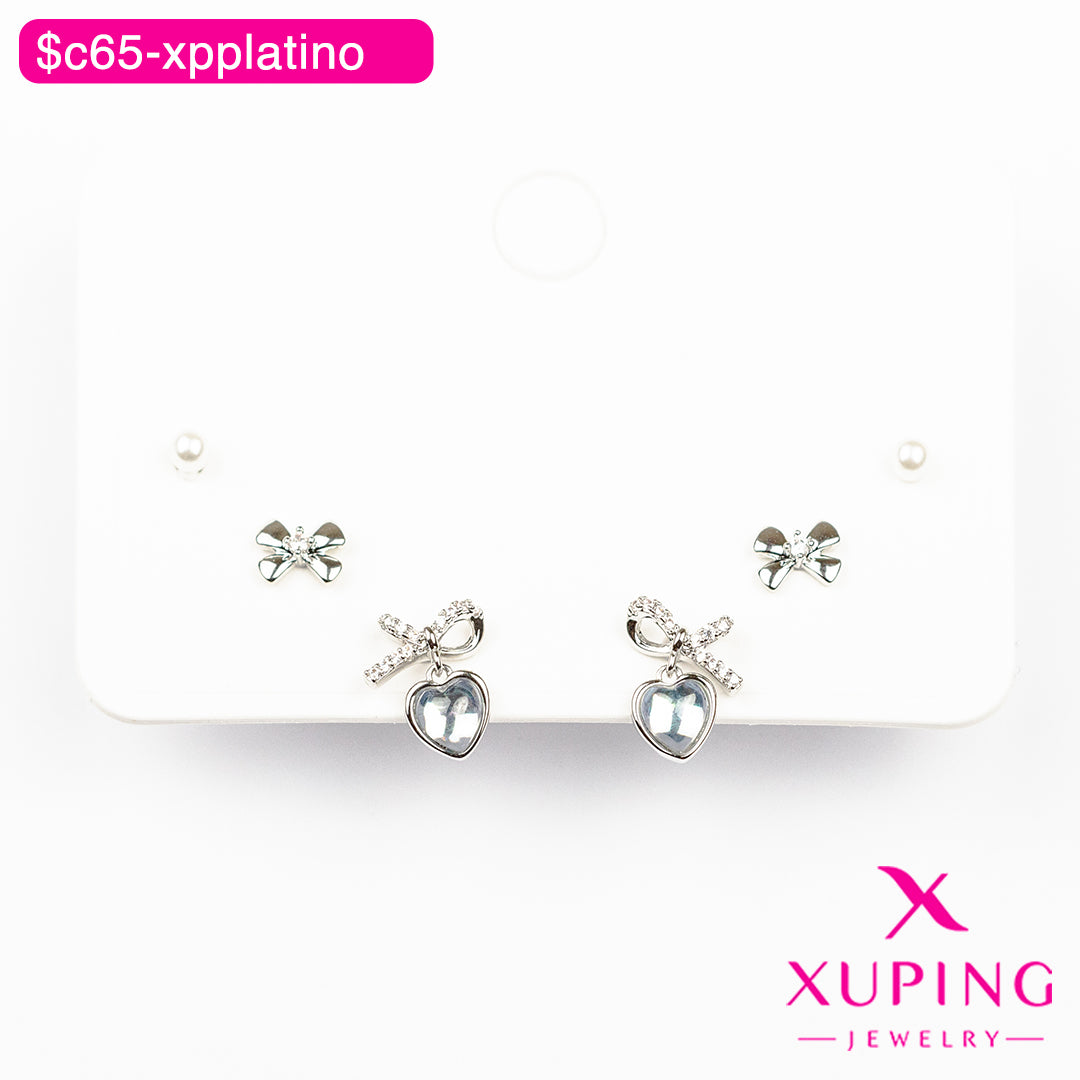 (XPB_02331) Trío de aretes pegados