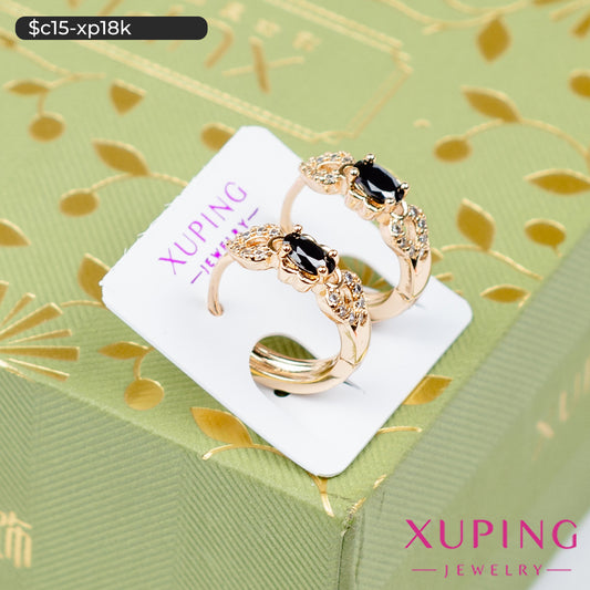 Aretes con diseño simétrico