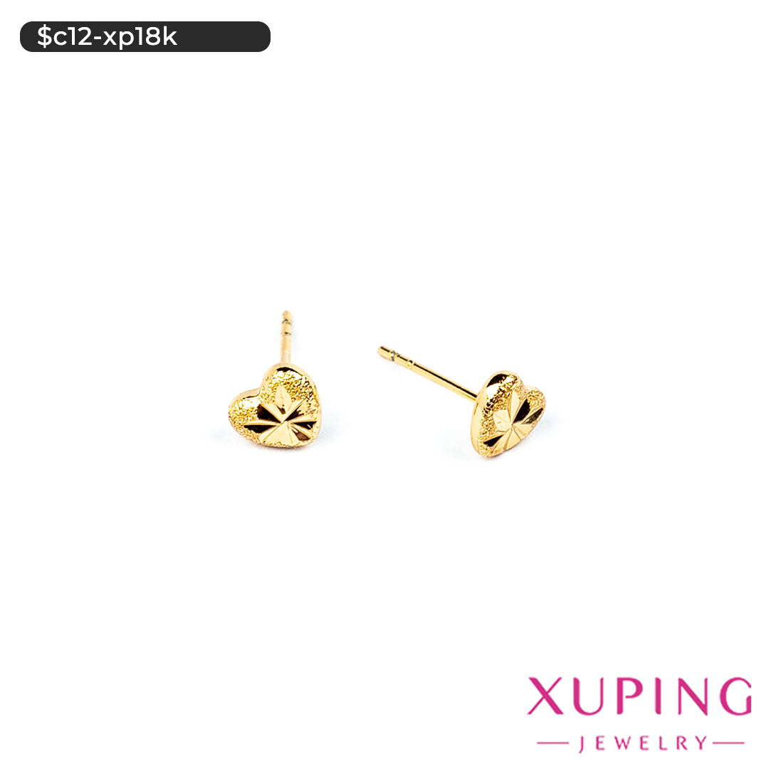 Aretes pegados de corazón diamantado