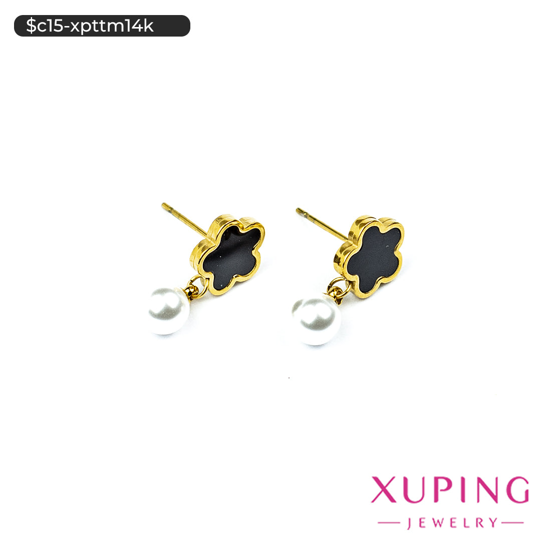 Aretes pegados de trébol en 14K