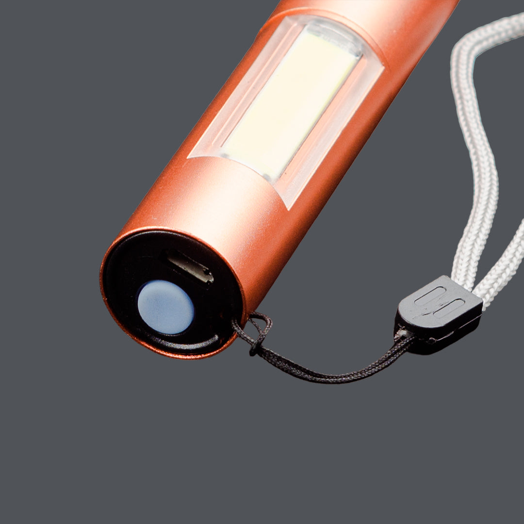 (EL_00011) Linterna LED recargable